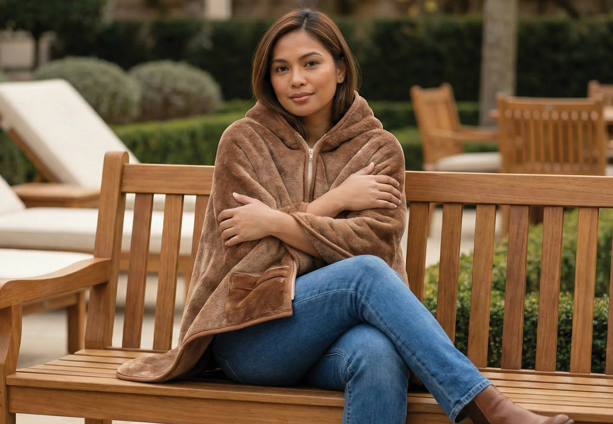 NOOMA - Portable Heated Poncho - Caramel