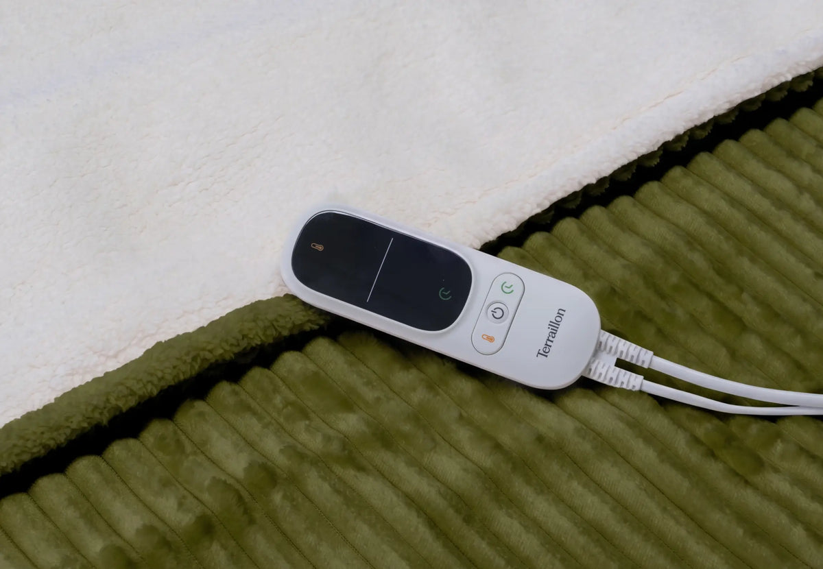 KOOMY Heated Throw - Your large-format gentle warmth solution