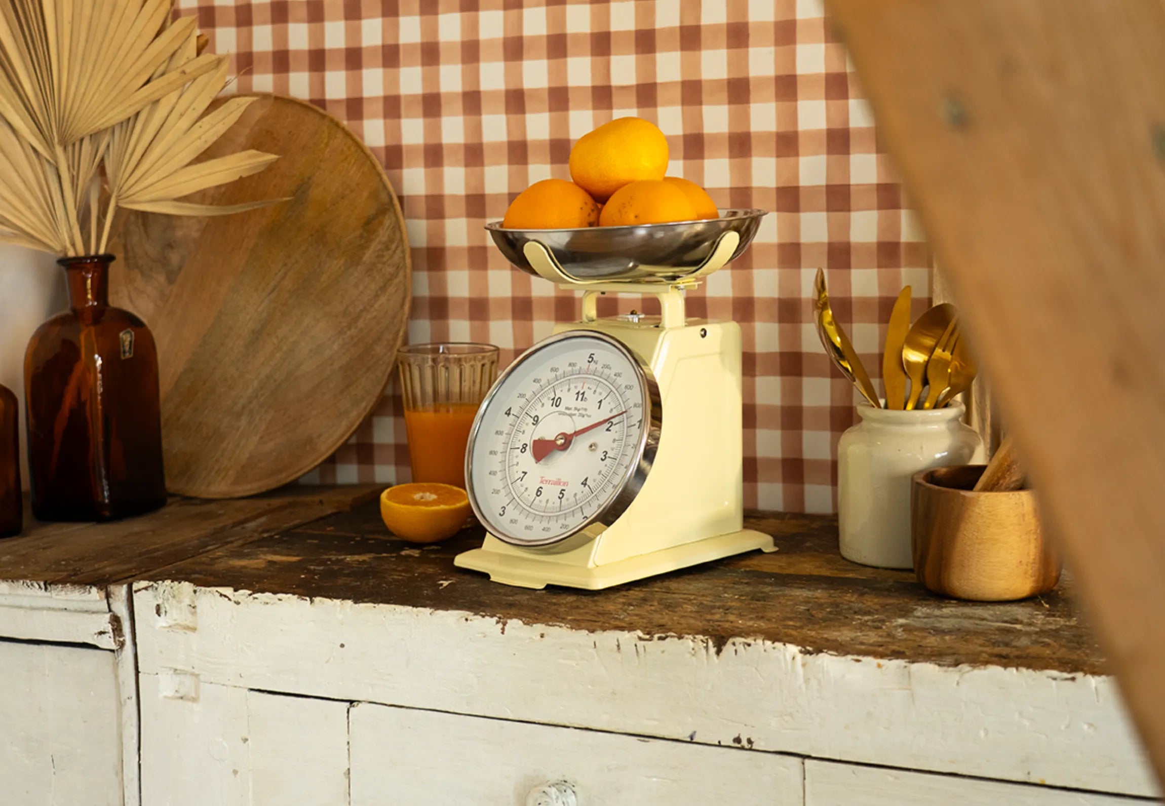 TRAD 500 Red - mechanical kitchen scale